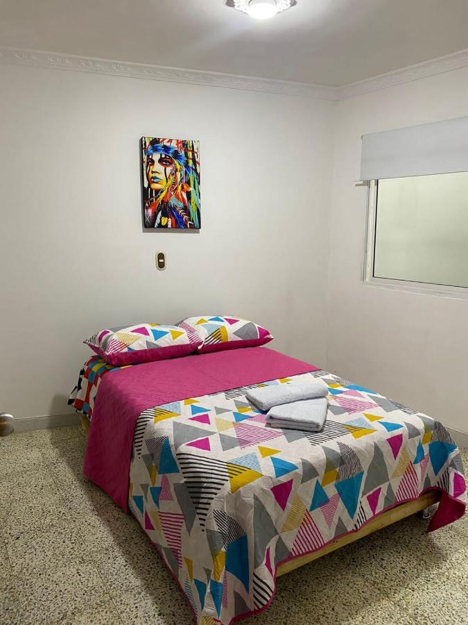 Hostel Kumho Alojamiento Μεντεγίν Εξωτερικό φωτογραφία